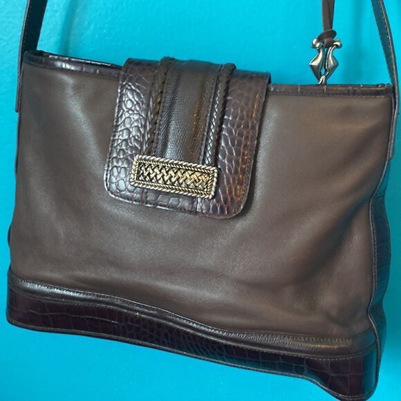 Vintage 100% Leather Purse with Silver Gold Western Style Buckle - Picture 2 of 16